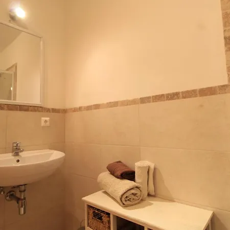 Panorama Apartment Hirsch - 2 Bedrooms, 2 Bathrooms, Near Ski Slope