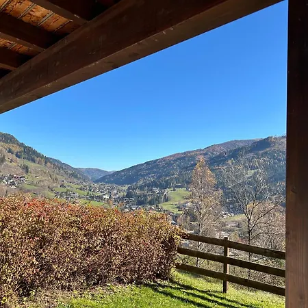 Panorama Apartment Hirsch - 2 Bedrooms, 2 Bathrooms, Near Ski Slope Bad Kleinkirchheim