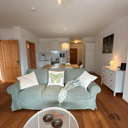 Panorama Hirsch - 2 Bedrooms, 2 Bathrooms, Near Slope Apartamento
