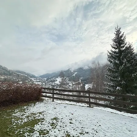 Family Hirsch Apartment Bad Kleinkirchheim