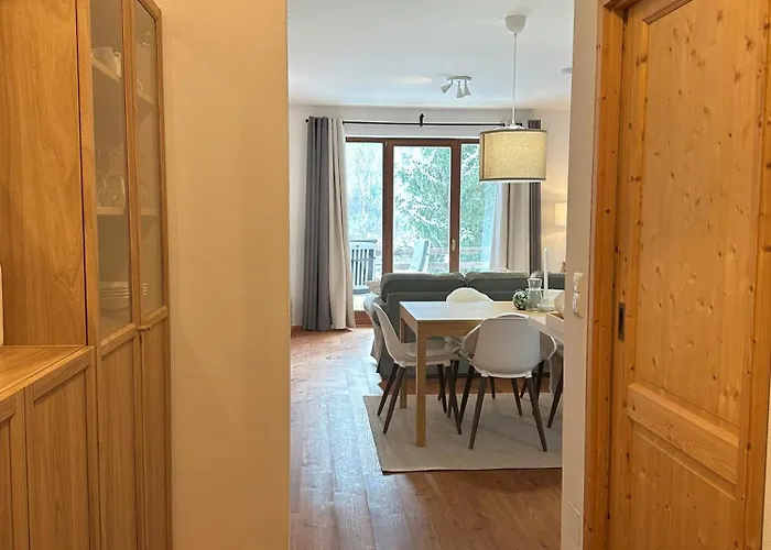 Family Hirsch Apartament Bad Kleinkirchheim